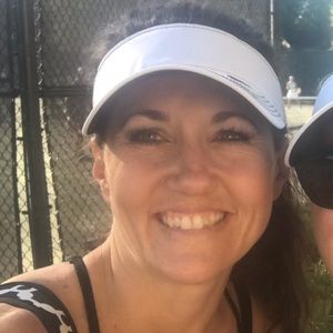 Meet your Posher, Farrah